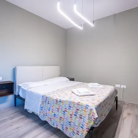 Urban Oasis, By Short Holidays Apartment