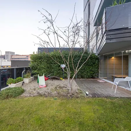 Urban Oasis, By Short Holidays *