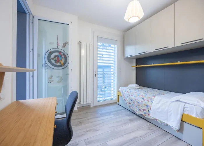 Apartment Urban Oasis, By Short Holidays