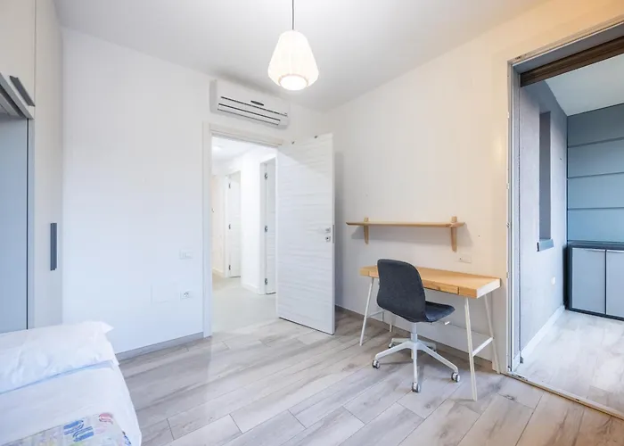 Urban Oasis, By Short Holidays