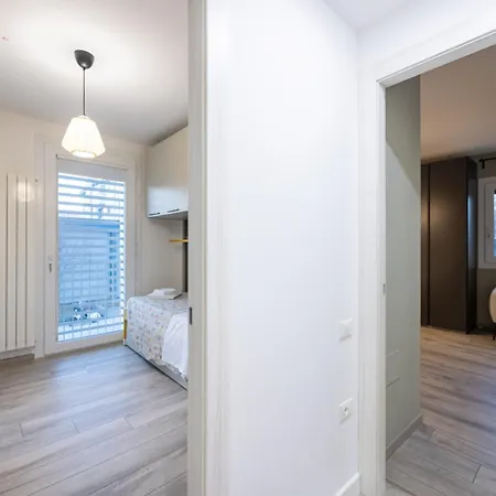 Urban Oasis, By Short Holidays * 博洛尼亚