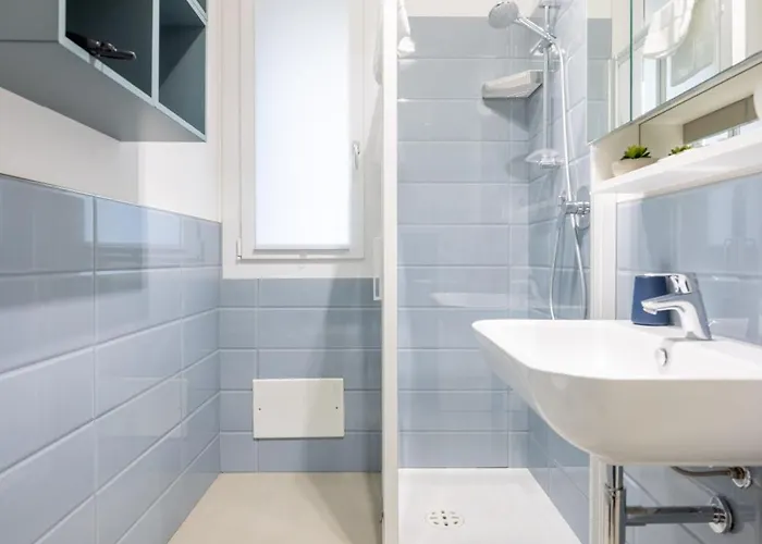 Urban Oasis, By Short Holidays * 博洛尼亚